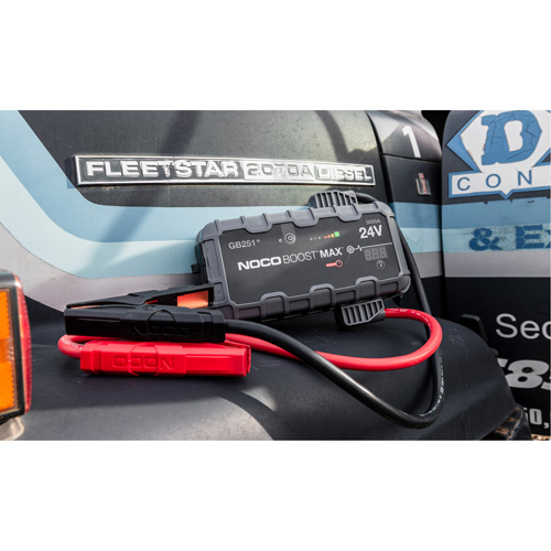 Survolteur pour batterie GB251+ Boost Max Helyx Safety & Industrial Supplies