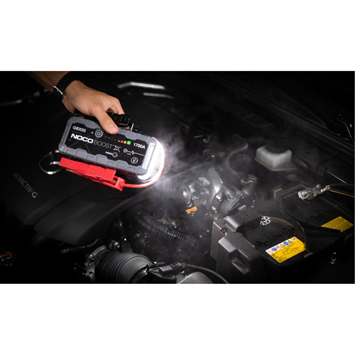 Survolteur pour batterie GBX55 Boost X Helyx Safety & Industrial Supplies