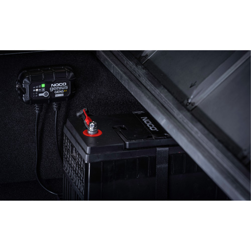 Chargeur de batterie embarqu&eacute; &agrave; 1 sortie de 5 amp&egrave;res Gen5X1 Genius Helyx Safety & Industrial Supplies