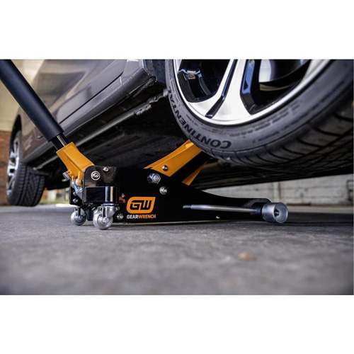 Aluminum Racing Jack, 2 Ton(s) Capacity, 3-1/4" Lowered, 18-1/2" Raised, Manual Hydraulic Helyx Safety & Industrial Supplies