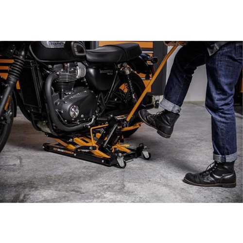 ATV and Motorcycle Jack, 0.75 Ton(s) Capacity, 4-2/3" Lowered, 14-1/2" Raised, Manual Hydraulic Helyx Safety & Industrial Supplies