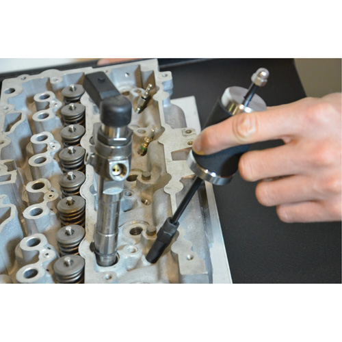 Trousse d'extracteur dembouts de bougies de pr&eacute;chauffage Helyx Safety & Industrial Supplies