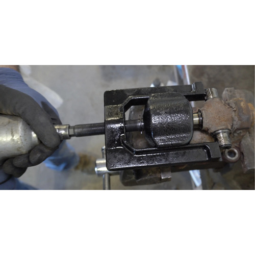 Extracteur de joints de cardan moyens, 1 Mcx, Longueur de l'extracteur 1,7" Helyx Safety & Industrial Supplies