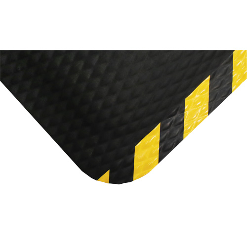 Hog Heaven Mat, Diamond, 4-4/5' x 8' x 5/8", Black/Yellow, Nitrile Helyx Safety & Industrial Supplies