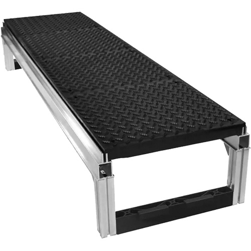 Trousse de plateforme de travail modulaire en aluminium avec surface &agrave; relief &agrave; larmes FOUNDATION, 18" la x 72" pr, Capacit&eacute; de 400 lb, Enti&egrave;rement soud&eacute; Helyx Safety & Industrial Supplies