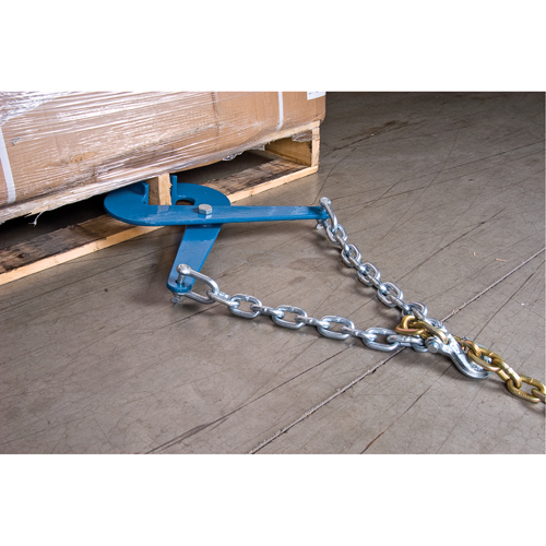 Pallet Puller, 16 lbs. Weight, 7" Jaw Opening, 5000 lbs. Pulling Capacity, 3" Jaw Height Helyx Safety & Industrial Supplies