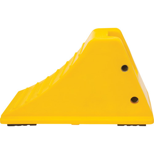 Cales de roue avec surface antid&eacute;rapante en caoutchouc, Polyur&eacute;thane, Jaune, 11-1/4" la x 21" p x 12-1/4" h Helyx Safety & Industrial Supplies
