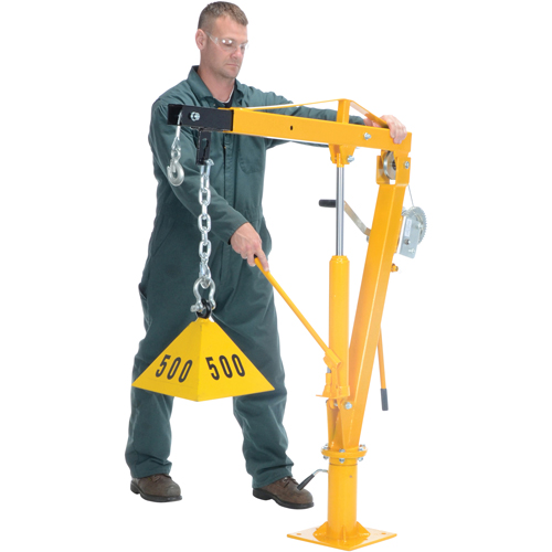 Winch Operated Truck Jib Crane, 1000 lbs. (0.5 tons) Capacity, 86-1/2" Max. Clearance Helyx Safety & Industrial Supplies