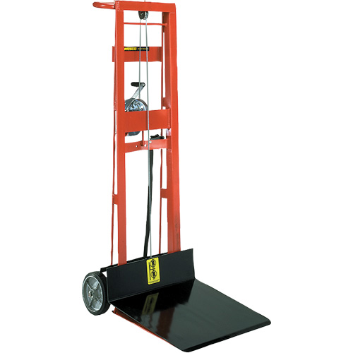 Empileur &agrave; plateforme, M&eacute;canisme Treuil manuel, Capacit&eacute; de 750 lb, Levage max de 40" Helyx Safety & Industrial Supplies