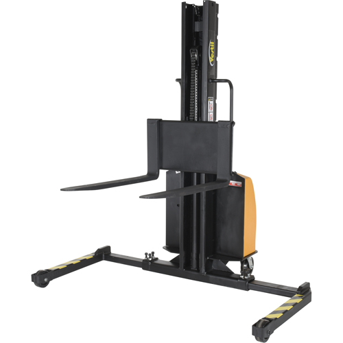 Gerbeur motoris&eacute; avec m&acirc;t &eacute;troit, Fonctionnement &eacute;lectrique, Capacit&eacute; 1500 lb, Lev&eacute;e max 63" Helyx Safety & Industrial Supplies