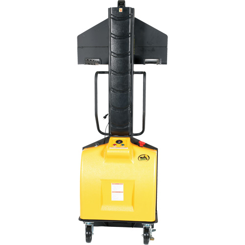 Gerbeur motoris&eacute; avec m&acirc;t &eacute;troit, Fonctionnement &eacute;lectrique, Capacit&eacute; 1500 lb, Lev&eacute;e max 63" Helyx Safety & Industrial Supplies
