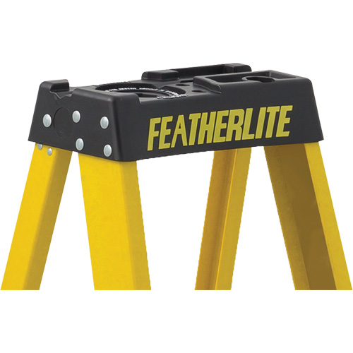 Escabeaux industriels robustes (s&eacute;rie 6900), 4', Fibre de verre, Capacit&eacute; 300 lb, Type 1A Helyx Safety & Industrial Supplies