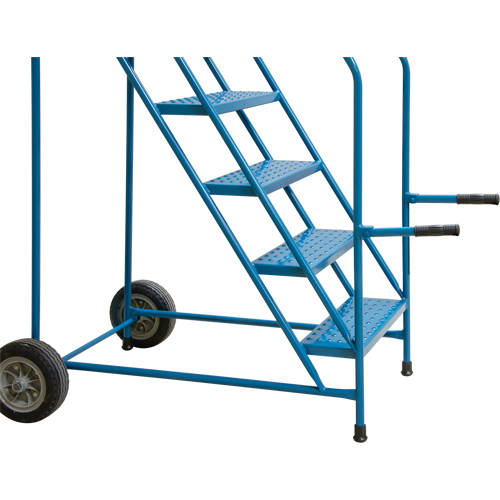 Escabeau roulant avec rails pour acc&egrave;s &agrave; une remorque, 4 marches, Largeur de la marche 22", Hauteur de la plateforme 37", Acier Helyx Safety & Industrial Supplies