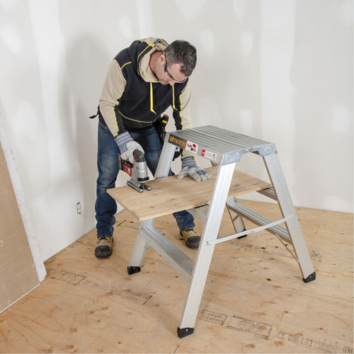 Portable Work-Stand Saw Horse, Aluminum Frame, 12-1/4" D x 36" H Helyx Safety & Industrial Supplies