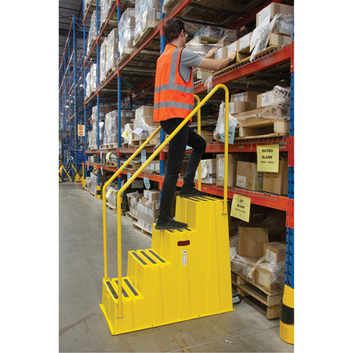 Industrial Step Stool, 4 Steps, 44" x 22-1/4" x 65-1/8" High Helyx Safety & Industrial Supplies