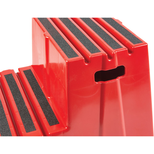 Escabeau industriel, 2 marches, 26" x 22-7/16" x Hauteur 19-11/16" Helyx Safety & Industrial Supplies