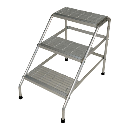 Aluminum Step Stand, 3 Steps, 34-9/16" x 22-13/16" x 30" High Helyx Safety & Industrial Supplies