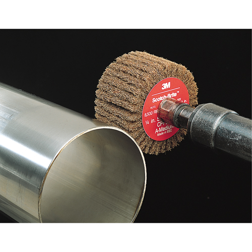Brosses &agrave; lamelles Scotch-Brite, 2" dia. x 1" la, Arbre 1/4", Oxyde d'aluminium Helyx Safety & Industrial Supplies