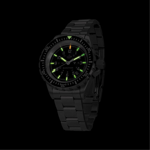Grey Maple Large Diver's Automatic Watch with Stainless Steel Bracelet, Digital, Battery Operated, 41 mm, Silver Helyx Safety & Industrial Supplies