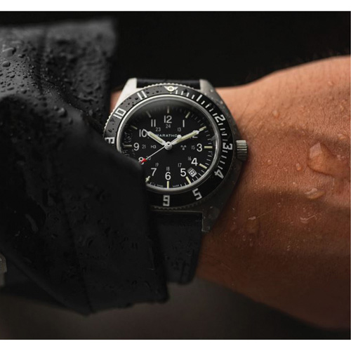 Steel Navigator with Date on Black 3-Piece Rubber Strap Kit, Digital, Battery Operated, 41 mm, Black Helyx Safety & Industrial Supplies