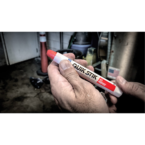 Quik Stik&reg; Twist-Up Paint Markers, Solid Stick, White Helyx Safety & Industrial Supplies