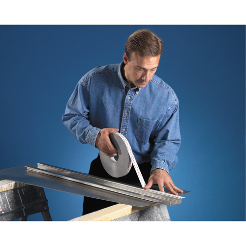 3939 Duct Tape, 9 mils, Silver, 48 mm (2") x 55 m (180') Helyx Safety & Industrial Supplies
