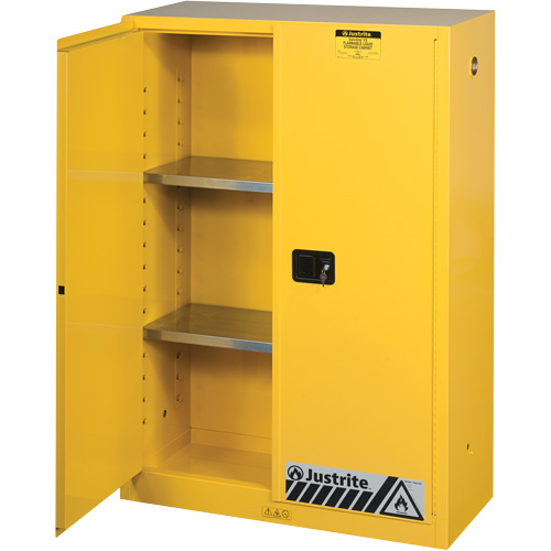 Armoires Sure-Grip EX pour produits inflammables, 45 gal., 2 Porte(s), 43" La x 65" h x 18" p Helyx Safety & Industrial Supplies