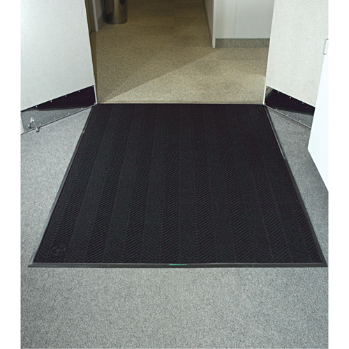 Waterhog&reg; Eco Elite Matting, Wiper/Scraper, 4' x 6' x 3/8", Black Smoke Helyx Safety & Industrial Supplies