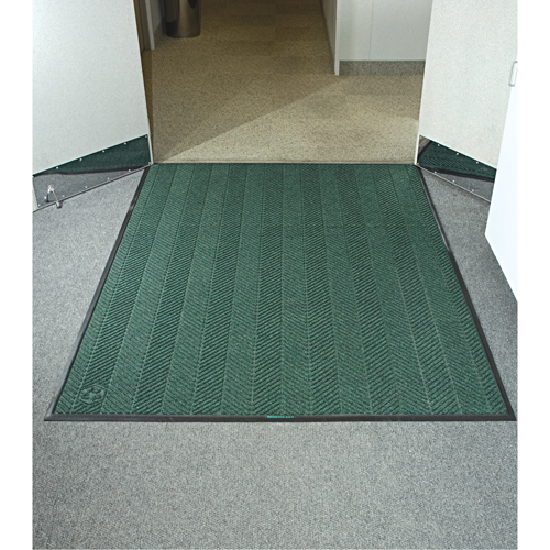 Waterhog&reg; Eco Elite Matting, Wiper/Scraper, 4' x 6' x 3/8", Southern Pine Helyx Safety & Industrial Supplies