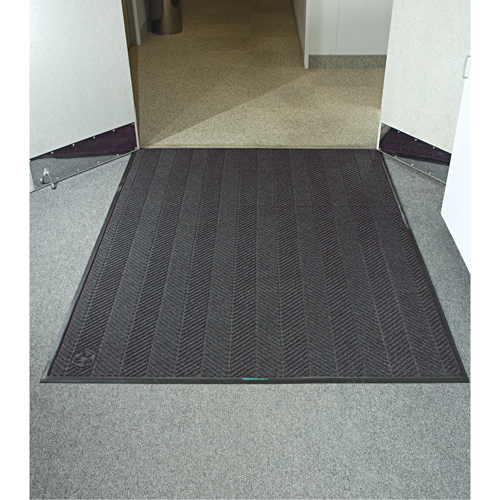 Tapis Waterhog Eco Elite, Essuie-pieds/grattoir, 3' x 20' x 3/8", Cendre grise Helyx Safety & Industrial Supplies