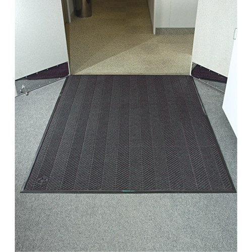 Waterhog&reg; Eco Elite Matting, Wiper/Scraper, 4' x 6' x 3/8", Grey Ash Helyx Safety & Industrial Supplies