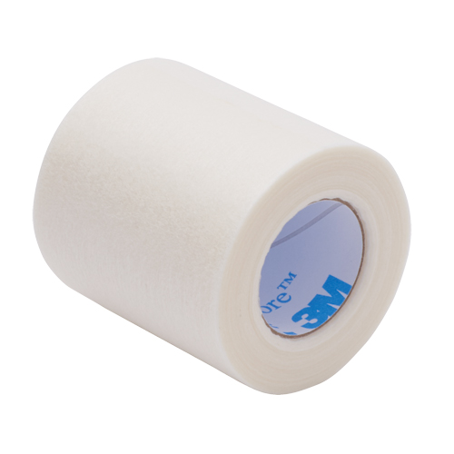 Ruban chirurgical hypoallerg&eacute;nique Micropore de 3M, Classe 1, 30' lo x 2" la Helyx Safety & Industrial Supplies