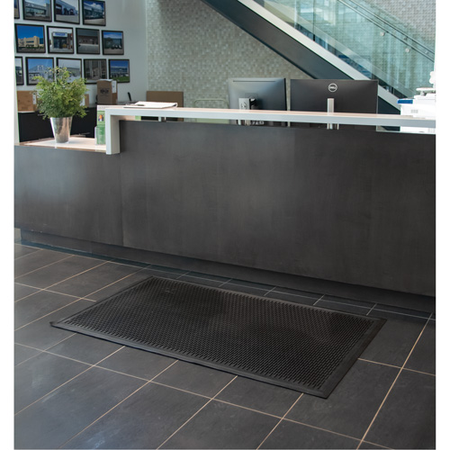 Low-Profile Matting, Rubber, Scraper Type, Solid Pattern, 3' x 5', Black Helyx Safety & Industrial Supplies