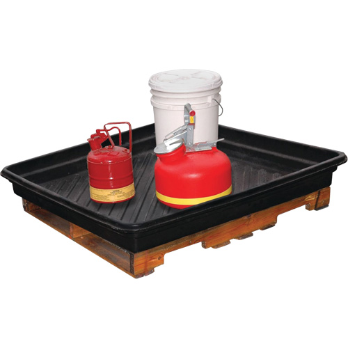 Plateaux Ultra-Utility Trays, 40" lo x 48" la x 3,5" h, Cap. de d&eacute;versement 30 gal. US Helyx Safety & Industrial Supplies