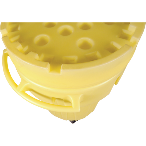 Baril sur roues Ultra-Overpacks, 95 gal., Mobile Helyx Safety & Industrial Supplies