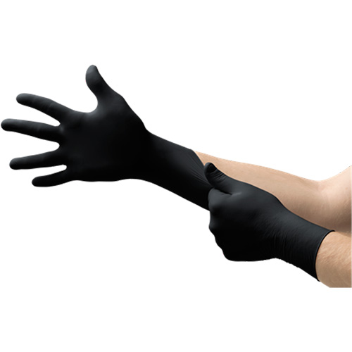 Gants d'examen MidKnight, T-Grand, Nitrile, 4,7 mils, Sans poudre, Noir, Classe 2 Helyx Safety & Industrial Supplies