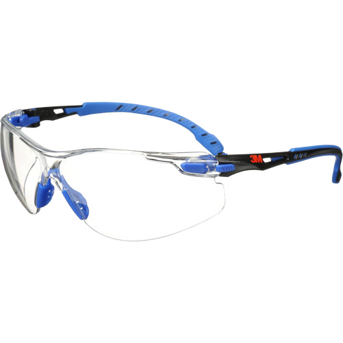 Lunettes de s&eacute;curit&eacute; Solus avec lentilles Scotchgard, Lentille Transparent, Antibu&eacute;e, R&eacute;pond ou surpasse la norme CSA Z94.3 Helyx Safety & Industrial Supplies