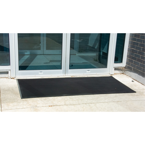 Outdoor Entrance Matting, Rubber, Scraper Type, Textured Pattern, 2' x 2-2/3', Black Helyx Safety & Industrial Supplies