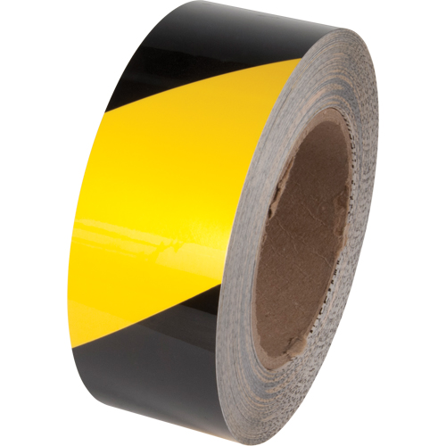 Ruban de marquage pour plancher Tuff Mark, 4" x 100', Polyester, Noir et jaune Helyx Safety & Industrial Supplies