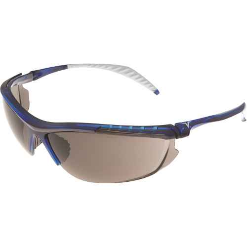 Lunettes de s&eacute;curit&eacute; Veratti 307, Lentille Grise/fum&eacute;e, Anti-&eacute;gratignures, ANSI Z87+/R&eacute;pond ou surpasse la norme CSA Z94.3 Helyx Safety & Industrial Supplies