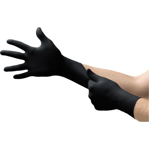 Gants Onyx, Petit, Nitrile, 3,5 mils, Sans poudre, Noir Helyx Safety & Industrial Supplies