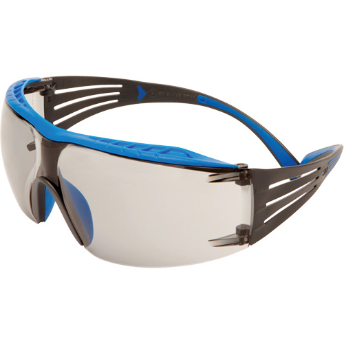 Lunettes de s&eacute;curit&eacute; SecureFit s&eacute;rie 400, Lentille Int&eacute;rieur/ext&eacute;rieur, Antibu&eacute;e/Anti-&eacute;gratignures, ANSI Z87+/R&eacute;pond ou surpasse la norme CSA Z94.3 Helyx Safety & Industrial Supplies