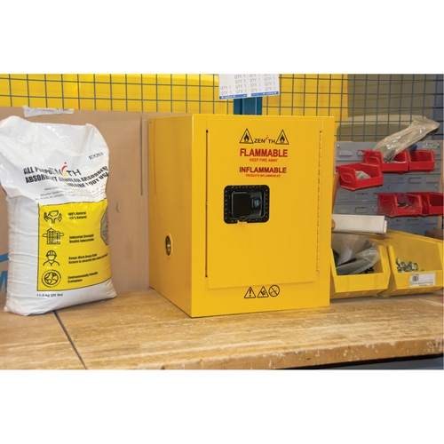 Armoire pour produits inflammables, 4 gal., 1 Porte(s), 17" La x 22" h x 18" p Helyx Safety & Industrial Supplies