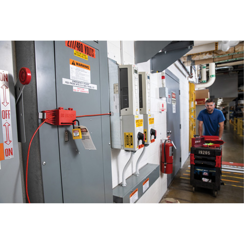 Dispositif de cadenassage pour tableau, Type Disjoncteur Helyx Safety & Industrial Supplies