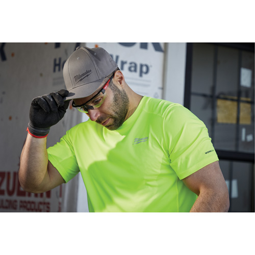 Casquette ajust&eacute;e Flexfit - petit/moyen, Gris, Poly-coton Helyx Safety & Industrial Supplies