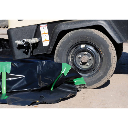 Berme Ultra-Containment Berm, Capacit&eacute; 1496 gal. US, 10' la x 20' lo x 12" h, Paroi &agrave; piquets Helyx Safety & Industrial Supplies