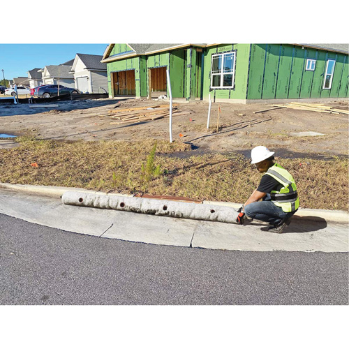 Ultra-Gutter Guard&reg;, Sediment, 144" L x 9" W Helyx Safety & Industrial Supplies