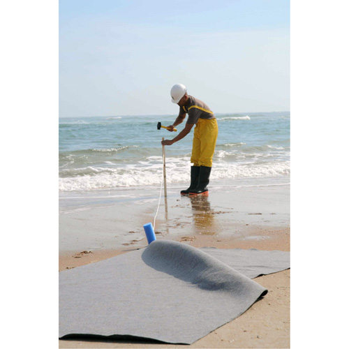 Ensemble Ultra-Oil Blanket, Mati&egrave;res dangereuses/Huile seulement/Universel, 120" x 60", 8,3 gal. US d'absorption Helyx Safety & Industrial Supplies