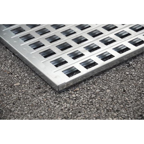 Ultra-Spill Pallet en acier, 2 barils, Capacit&eacute; de d&eacute;versement 68 gal. US, 47,2" x 31,4" x 17,4" Helyx Safety & Industrial Supplies