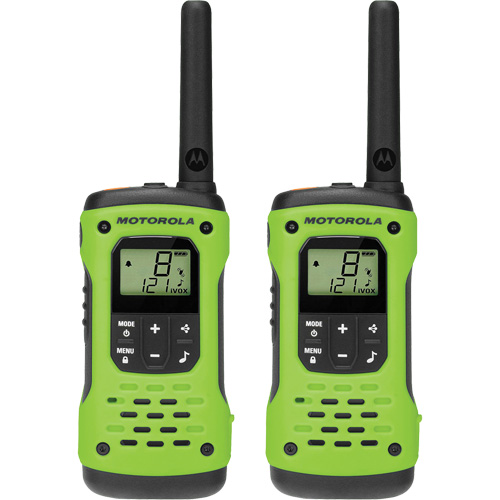 Radios bidirectionnelles TalkAbout T600 s&eacute;rie H2O, Bande FRS/GMRS, 22 canaux, Port&eacute;e 56 km Helyx Safety & Industrial Supplies